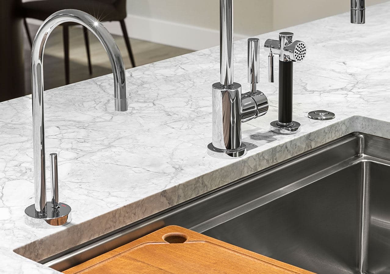 1335 Howe Condos - Image 5