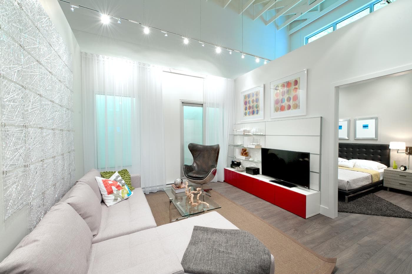 Le Peterson Condos - Image 16