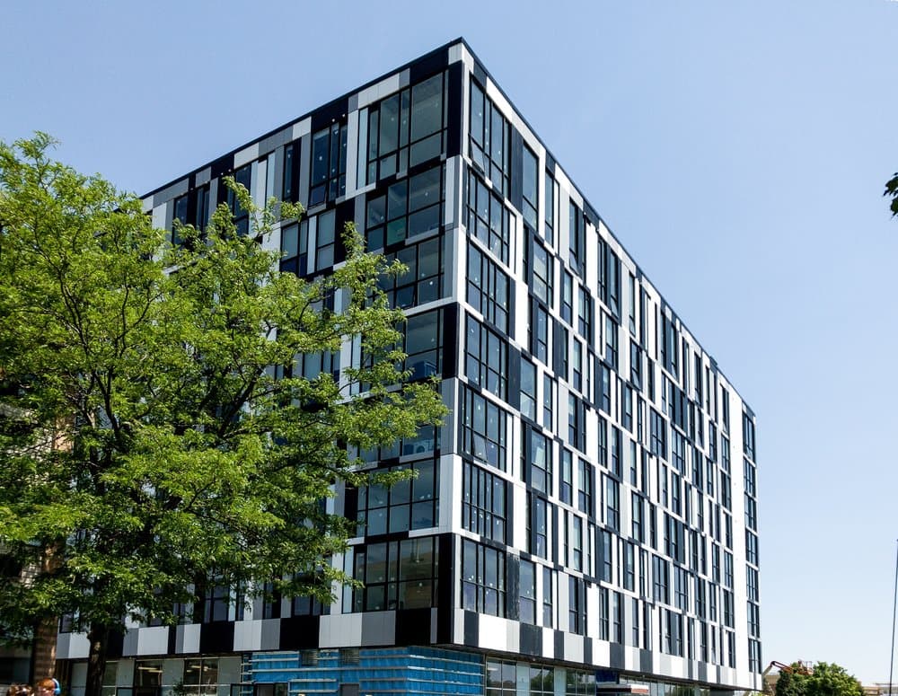 University Studios - Image 10