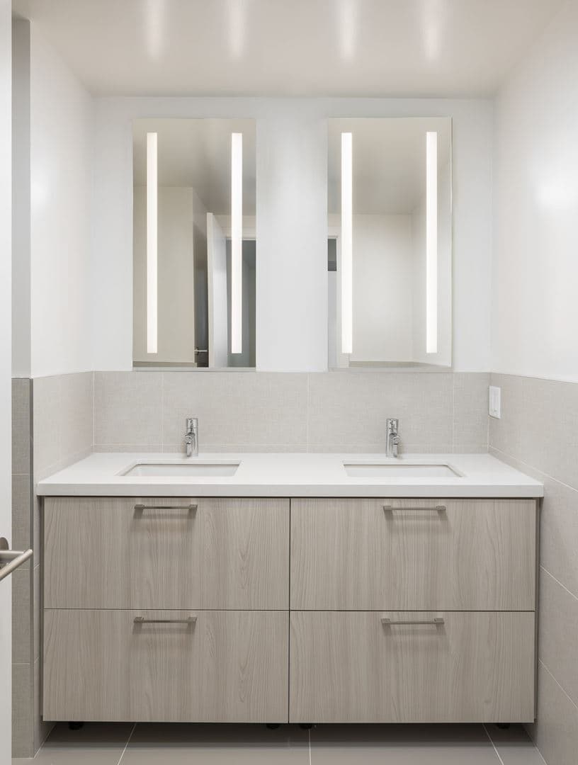 The Vanguard - Image 16