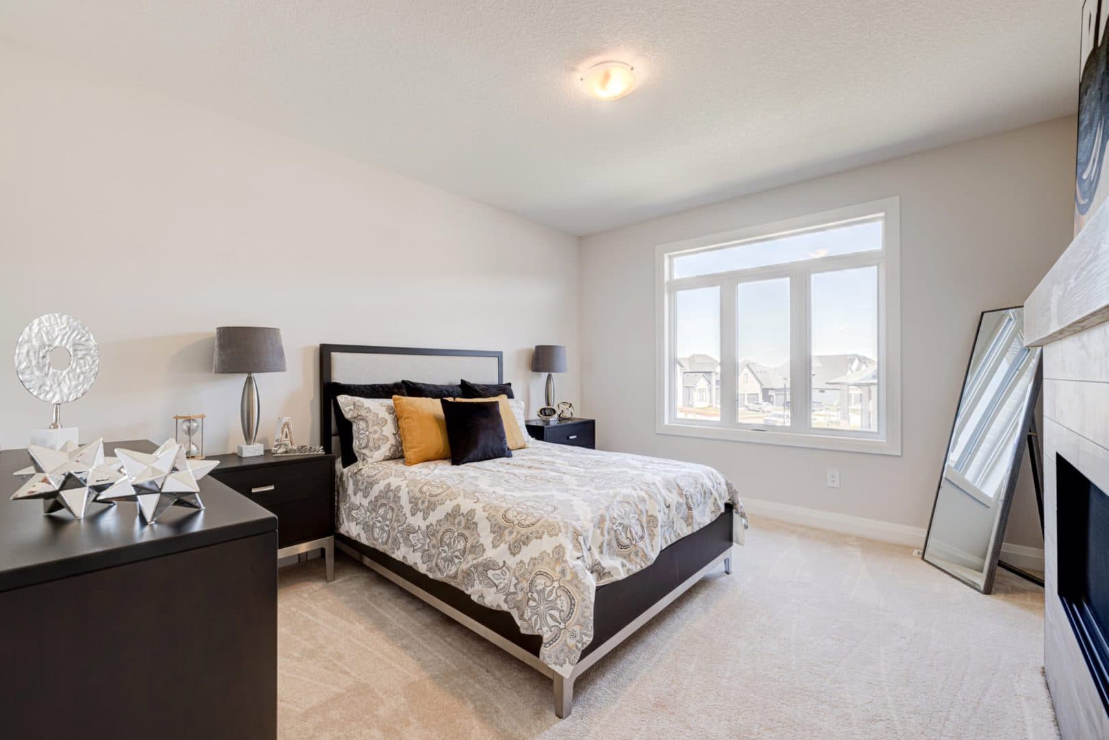 Upper West Towns - Image 10