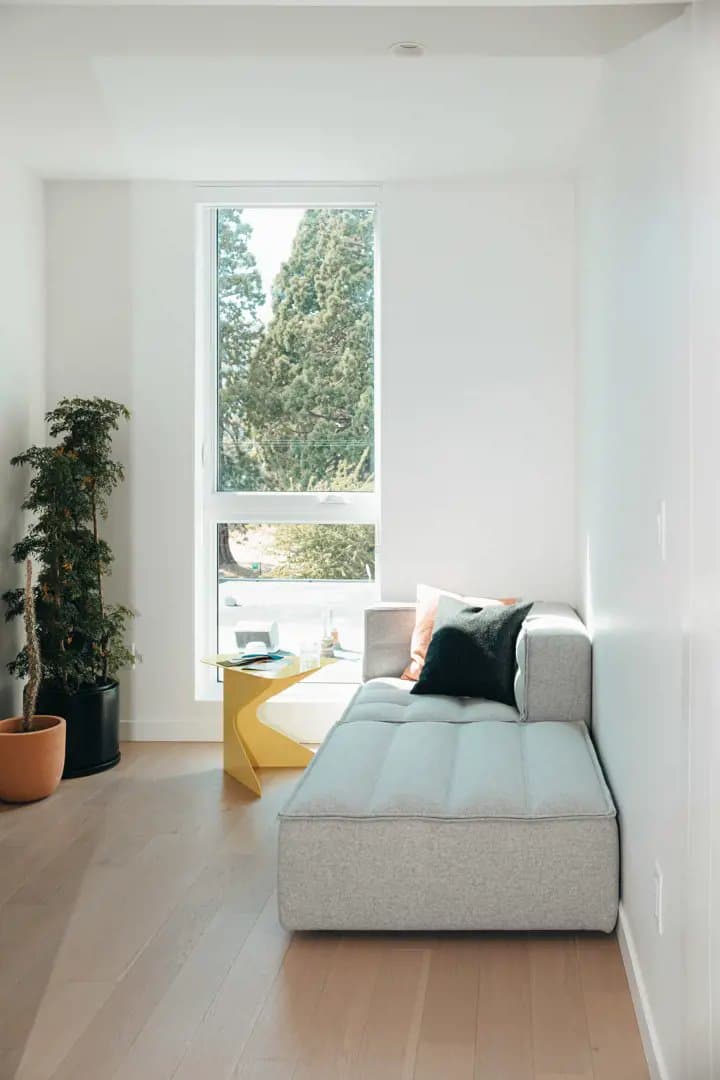 Rotunda Condos - Image 11