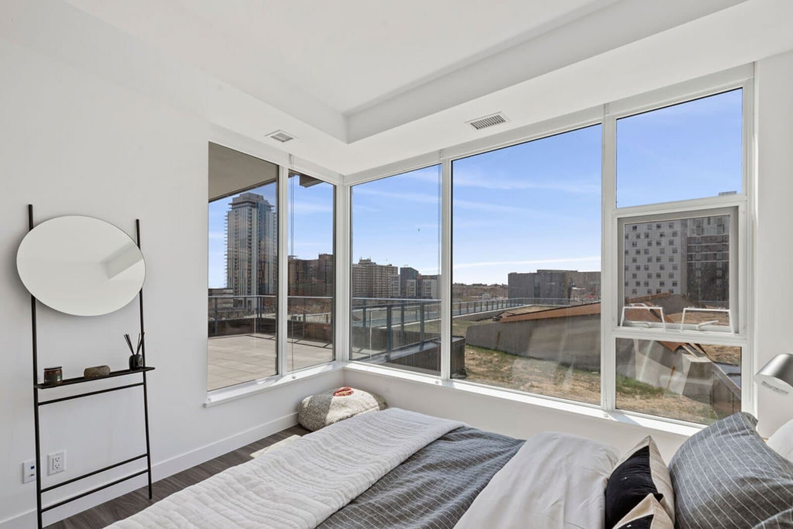 Arris Residences Condos - Image 16