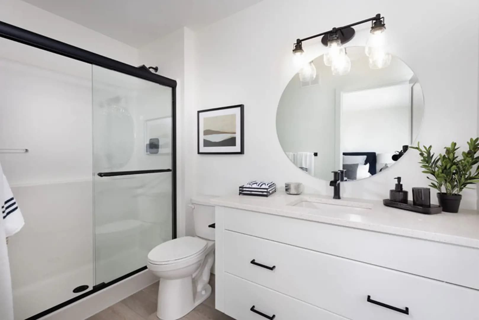 Flora West Condos - Image 6