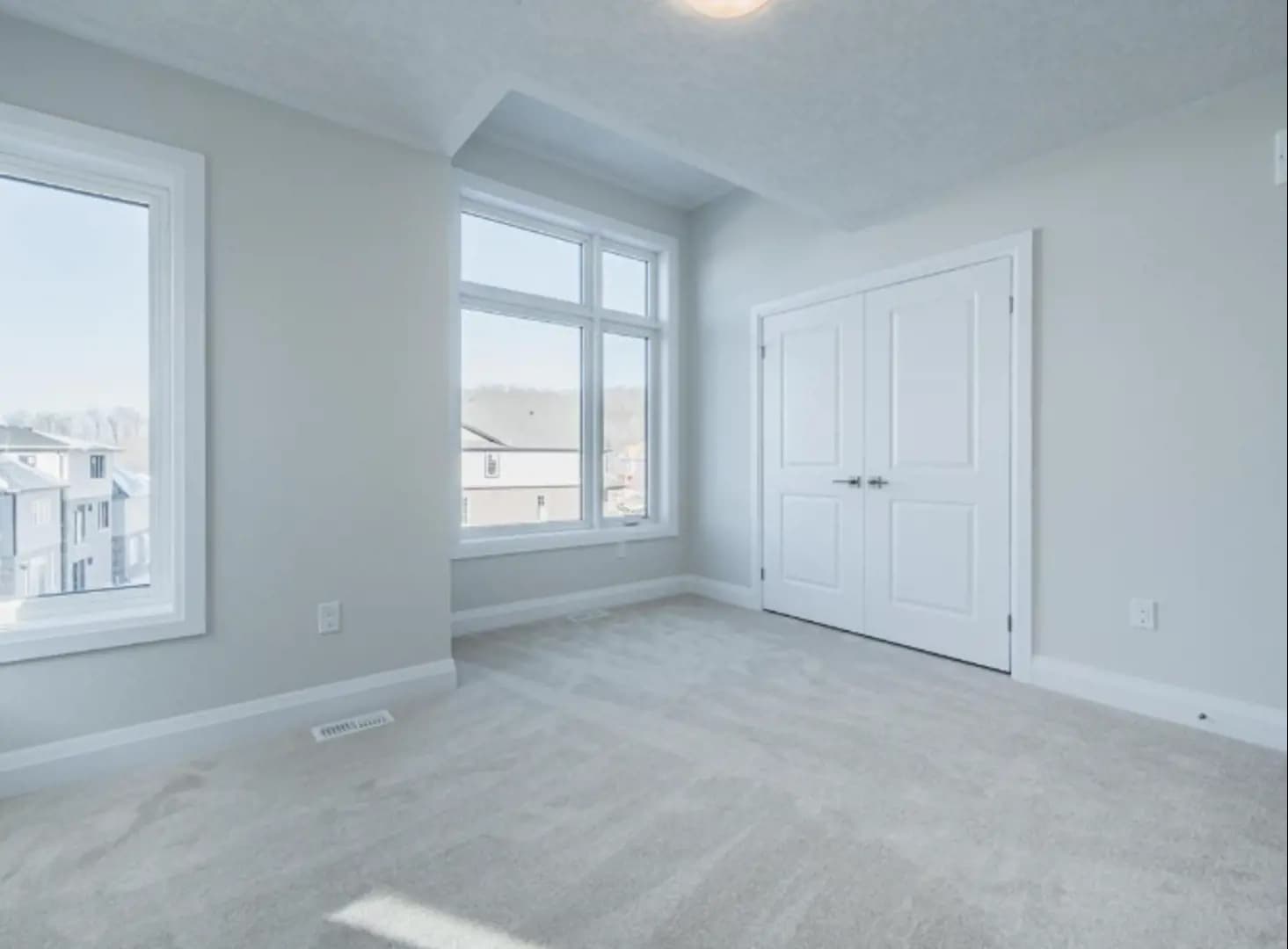 Vista Hills Towns - Image 19